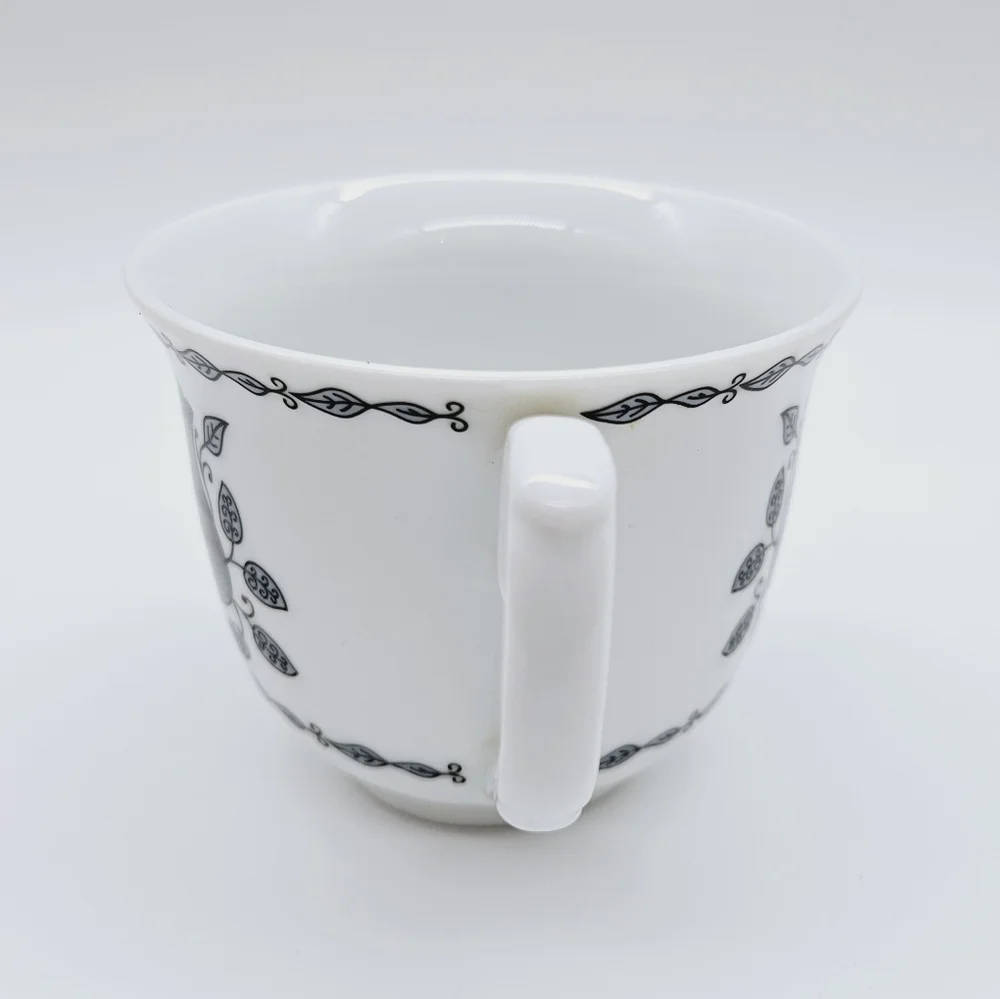 DISNEY | Disney Wonderland Tea white rabbit & queen of hearts teacup & saucer - Picture 3 of 9